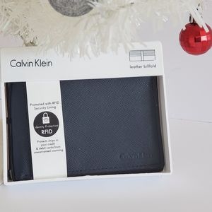 Calvin Klein Wallet. NWT.  RFID ID protection
